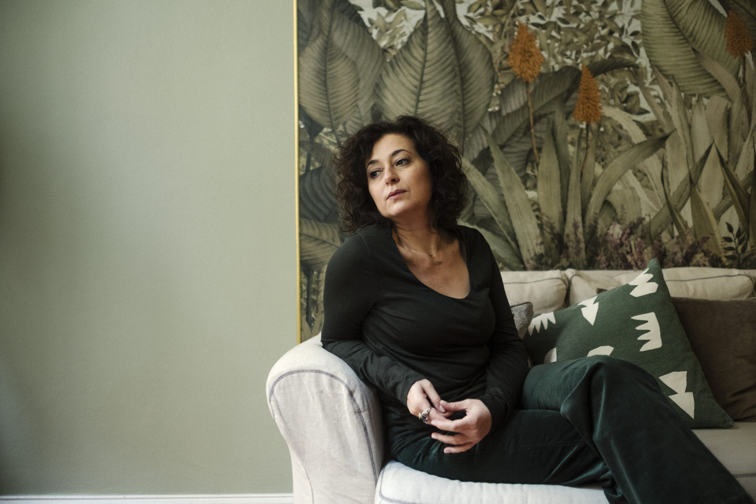 Ece Temelkuran, “Democrazia e migranti” – con Marianna Aprile